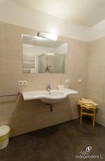 Salten - Badezimmer (Schlafzimmer mit Verbindungstür)
